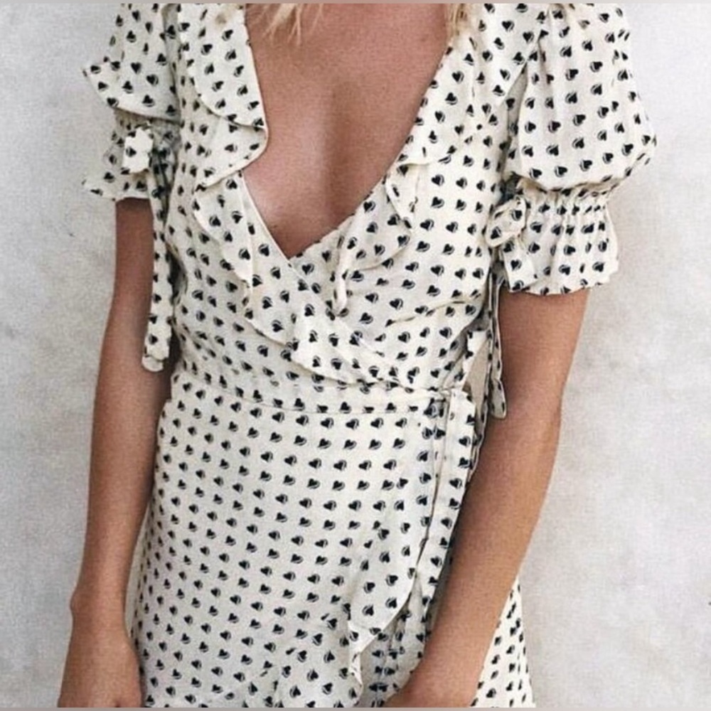 For Love and Lemons Sweetheart Wrap Mini Medium Puff Sleeve Cream Black Hearts - Picture 3 of 6